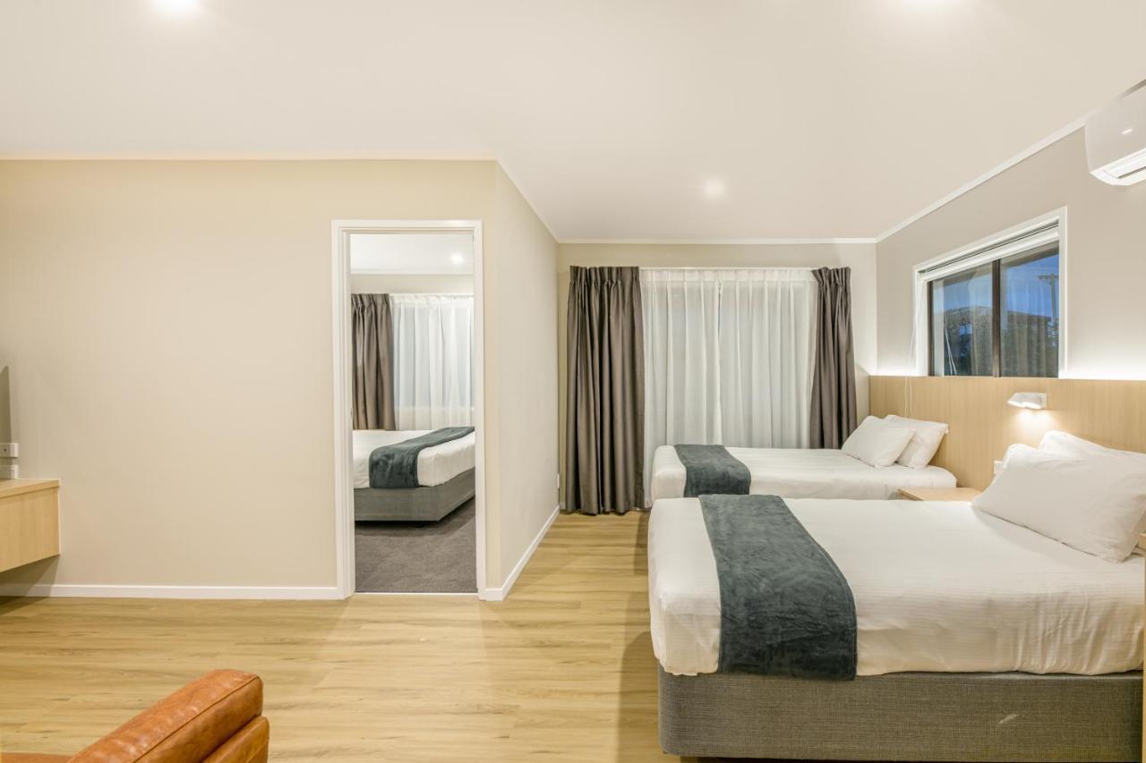 Takapuna International Motor Lodge Оукланд Екстериор снимка