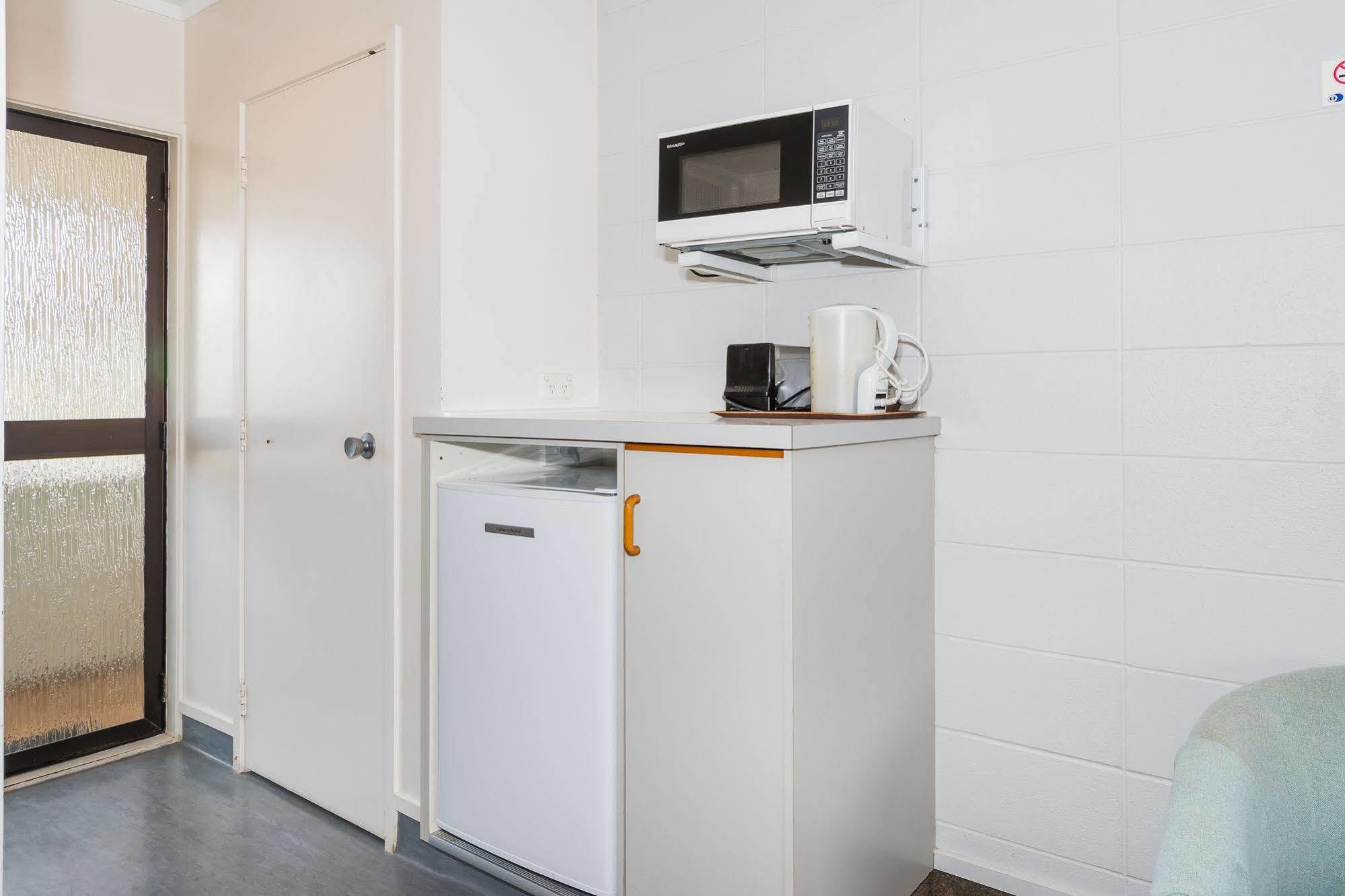 Takapuna International Motor Lodge Оукланд Екстериор снимка